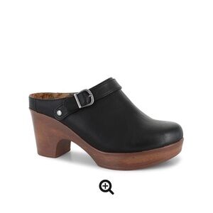 B.O.C by born women’s dark black clogs size 9M